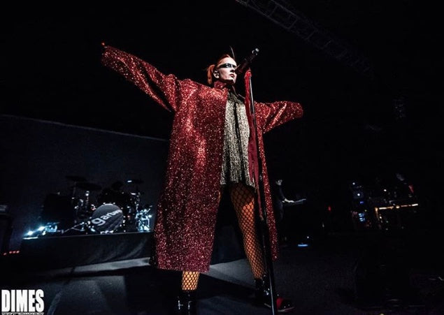 Shirley Manson ❤️ - Garbage wearing Jivomir Domoustchiev red glitter coat